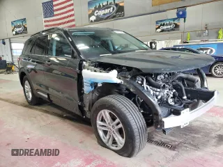 2024 Ford Explorer XLT with VIN 1FMSK8DH9RGA85695, listed as a Copart auction lot 50570395 with 9,557 mi miles and Salvage Title. Bid and sale history available at carsss.com. Image 4.
