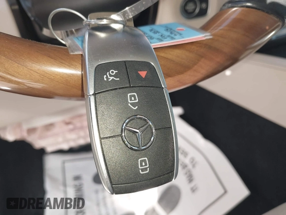 2021 Mercedes-Benz GLE 350 with VIN 4JGFB4JB2MA363374, listed as a IAAI auction lot 41211761 with 57,857 mi miles and . Bid and sale history available at DreamBid. Image 11.