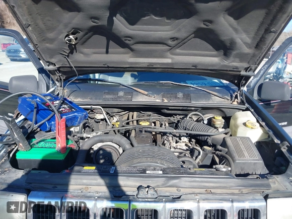 1996 Jeep Grand Cherokee Laredo with VIN 1J4GZ58S3TC345107, listed as a IAAI auction lot 41661884 with 179,175 mi miles. Bid and sale history available at carsss.com. Image 10.