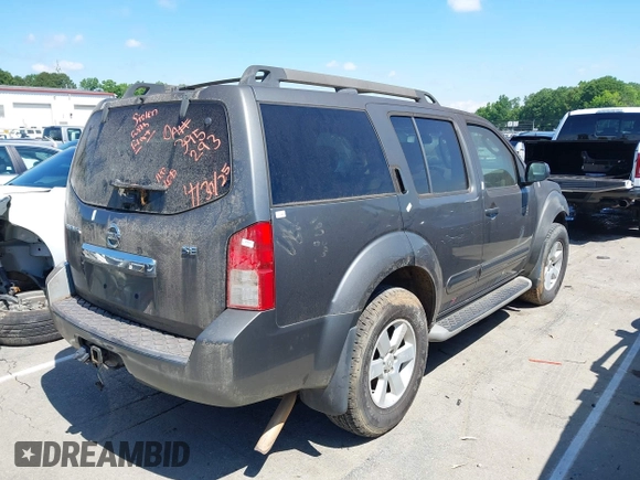 2008 Nissan Pathfinder S z VIN 5N1AR18B28C636186, wystawiony jako IAAI lot #42234667 z przebiegiem Nie podano mil oraz . Historia ofert i sprzedaży dostępna na DreamBid. Obrazek 4.