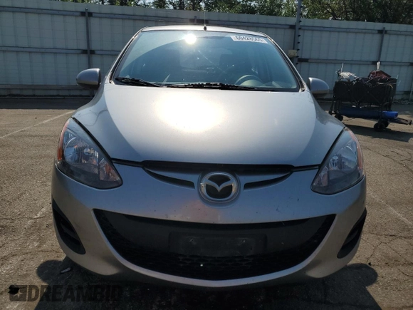 2011 Mazda 2 Sport z VIN JM1DE1HY1B0113087, wystawiony jako Copart lot #60428565 z przebiegiem 57 163 mil mil oraz Szkoda całkowita • Salvage title. Historia ofert i sprzedaży dostępna na DreamBid. Obrazek 5.