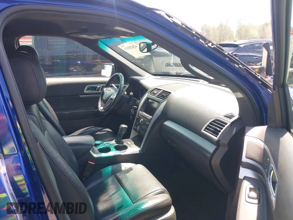 2013 Ford Explorer XLT z VIN 1FM5K8D89DGB84295, wystawiony jako IAAI lot #42420313 z przebiegiem 185 309 mil mil oraz . Historia ofert i sprzedaży dostępna na DreamBid. Obrazek 5.
