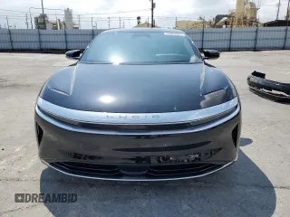 2023 Lucid Air Pure z VIN 50EA1PFA6PA007433, wystawiony jako Copart lot #55066085 z przebiegiem 13 113 mil mil oraz Szkody całkowita. Historia ofert i sprzedaży dostępna na DreamBid. Obrazek 5.