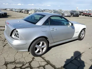 2004 Mercedes-Benz SLK-Class with VIN WDBKK65F14F307519, listed as a Copart auction lot 72282434 with 0 mi miles and Clean Title. Bid and sale history available at carsss.com. Image 3.