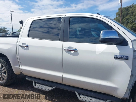 2015 Toyota Tundra 4WD Truck Platinum with VIN 5TFAW5F12FX480655, listed as a IAAI auction lot 41391026 with 111,066 mi miles. Bid and sale history available at carsss.com. Image 14.