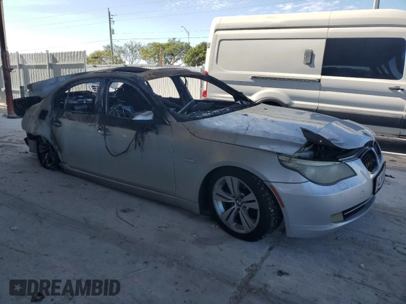 2010 BMW 5 Series 528i with VIN WBANU5C52AC366067, listed as a Copart auction lot 41628285 with Not Provided miles and Non Repairable. Bid and sale history available at carsss.com. Image 4.