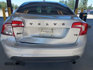 2013 Volvo S60 T5 Premier with VIN YV1612FS0D2224742, listed as a IAAI auction lot 42655428 with 92,597 mi miles and . Bid and sale history available at DreamBid. Image 6.
