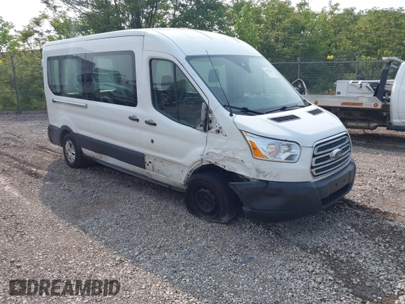 2019 Ford Transit Passenger XL z VIN 1FBAX2CM8KKA31115, wystawiony jako IAAI lot #42366286 z przebiegiem 222 359 mil mil oraz . Historia ofert i sprzedaży dostępna na DreamBid. Obrazek 1.