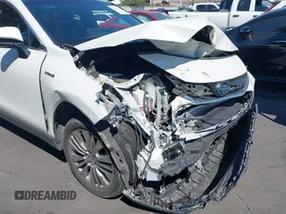 2021 Toyota Venza LE with VIN JTEAAAAH9MJ069812, listed as a IAAI auction lot 41885024 with Not Provided miles and . Bid and sale history available at carsss.com. Image 6.