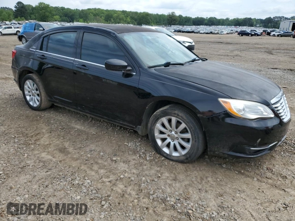 2012 Chrysler 200 Touring z VIN 1C3CCBBB2CN119033, wystawiony jako Copart lot #54691035 z przebiegiem 178 758 mil mil oraz Szkoda całkowita • Salvage title. Historia ofert i sprzedaży dostępna na DreamBid. Obrazek 4.