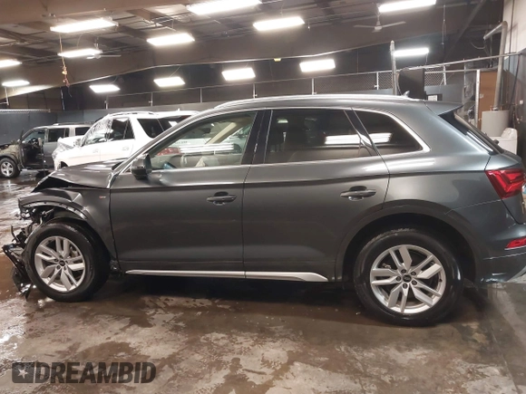 2022 Audi Q5 S line Premium with VIN WA1GAAFY8N2081365, listed as a IAAI auction lot 41630360 with 21,134 mi miles and . Bid and sale history available at DreamBid. Image 14.
