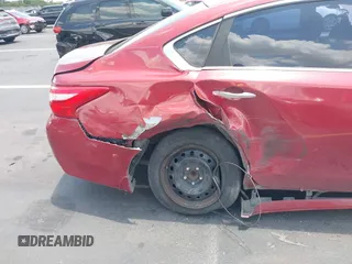2016 Nissan Altima S z VIN 1N4AL3AP4GN353532, wystawiony jako IAAI lot #42325237 z przebiegiem 165 624 mil mil oraz . Historia ofert i sprzedaży dostępna na DreamBid. Obrazek 6.