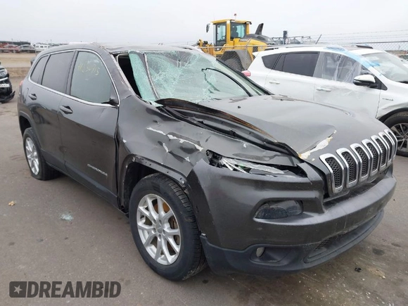 2015 Jeep Cherokee Latitude with VIN 1C4PJMCS2FW755219, listed as a IAAI auction lot 41830715 with 113,097 mi miles. Bid and sale history available at carsss.com. Image 1.