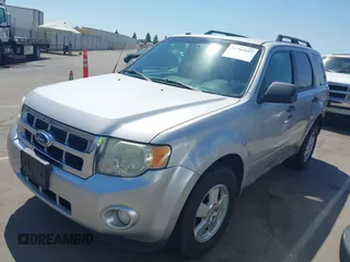 2011 Ford Escape XLT with VIN 1FMCU9D78BKC38601, listed as a IAAI auction lot 42784452 with 173,678 mi miles and . Bid and sale history available at DreamBid. Image 2.