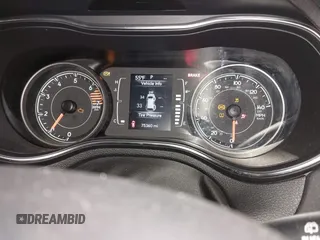 2019 Jeep Cherokee Latitude Plus with VIN 1C4PJMLB7KD193212, listed as a IAAI auction lot 41140326 with 75,360 mi miles. Bid and sale history available at carsss.com. Image 7.
