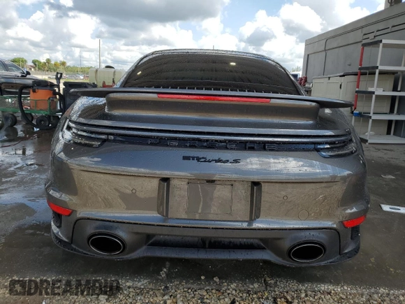2022 Porsche 911 Turbo S z VIN WP0AD2A91NS255589, wystawiony jako Copart lot #60695644 z przebiegiem 6 562 mil mil oraz Nie do naprawy • Non repairable. Historia ofert i sprzedaży dostępna na DreamBid. Obrazek 6.