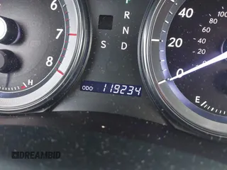 2012 Lexus ES 330 z VIN JTHBK1EG2C2497722, wystawiony jako IAAI lot #42335812 z przebiegiem 119 234 mil mil oraz . Historia ofert i sprzedaży dostępna na DreamBid. Obrazek 15.