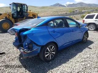 2021 Nissan Versa SV z VIN 3N1CN8EV6ML865567, wystawiony jako Copart lot #56343195 z przebiegiem Nie podano mil oraz Szkody całkowita. Historia ofert i sprzedaży dostępna na DreamBid. Obrazek 3.