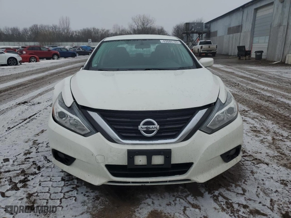 2018 Nissan Altima 2.5 SV with VIN 1N4AL3AP3JC158055, listed as a Copart auction lot 43686185 with 133,469 mi miles and Clean Title. Bid and sale history available at carsss.com. Image 5.