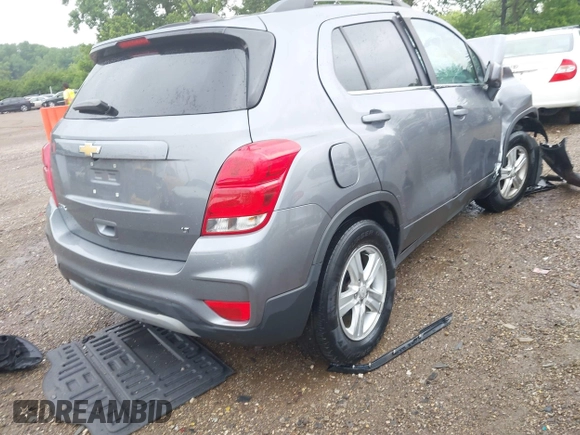 2020 Chevrolet Trax LT with VIN 3GNCJLSB5LL184716, listed as a IAAI auction lot 42420100 with 82,846 mi miles and . Bid and sale history available at DreamBid. Image 4.