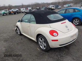 2006 Volkswagen Beetle with VIN 3VWSF31Y16M318144, listed as a IAAI auction lot 41554903 with 126,984 mi miles and . Bid and sale history available at DreamBid. Image 3.