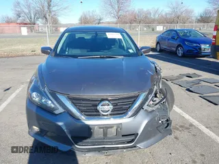 2017 Nissan Altima SR with VIN 1N4AL3AP1HC489534, listed as a IAAI auction lot 41811710 with 84,756 mi miles and . Bid and sale history available at carsss.com. Image 12.