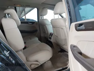 2015 Mercedes-Benz GL-Class GL 450 with VIN 4JGDF6EE2FA513286, listed as a IAAI auction lot 41931230 with 88,492 mi miles. Bid and sale history available at carsss.com. Image 8.