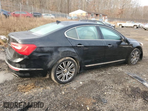 2015 Kia Cadenza Premium with VIN KNALN4D79F5176924, listed as a Copart auction lot 86271164 with 121,286 mi miles and Clean Title. Bid and sale history available at carsss.com. Image 3.