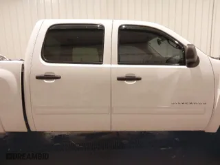 2012 Chevrolet Silverado 1500 LT with VIN 1GCPKSE71CF107277, listed as a IAAI auction lot 41505741 with 147,144 mi miles. Bid and sale history available at carsss.com. Image 14.