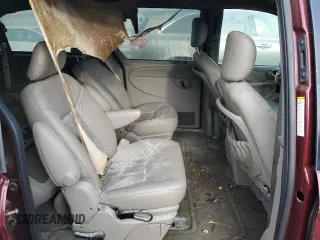 2001 Chrysler Town & Country LXi with VIN 2C8GP54L71R217272, listed as a Copart auction lot 47755345 with Not Provided miles and Salvage Title. Bid and sale history available at DreamBid. Image 11.