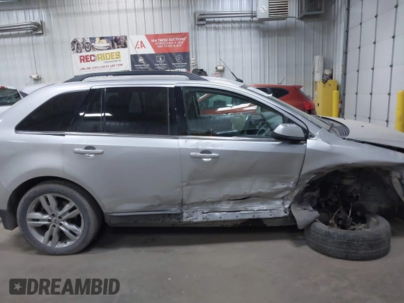 2013 Ford Edge Limited z VIN 2FMDK4KCXDBA59924, wystawiony jako IAAI lot #41794990 z przebiegiem 80 693 mil mil oraz . Historia ofert i sprzedaży dostępna na DreamBid. Obrazek 13.