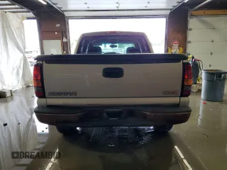2006 GMC Sierra 1500 SLE1 z VIN 2GTEK13T861139933, wystawiony jako Copart lot #61262555 z przebiegiem 177 247 mil mil oraz Czysty tytuł • Clean title. Historia ofert i sprzedaży dostępna na DreamBid. Obrazek 6.