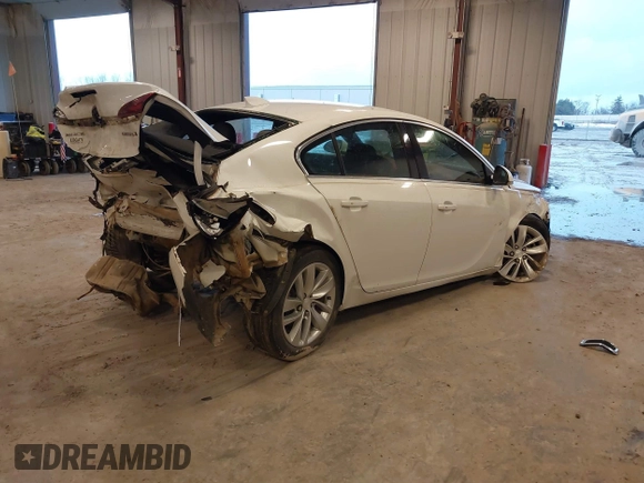 2015 Buick Regal Premium I with VIN 2G4GN5EX8F9221746, listed as a IAAI auction lot 41721345 with 117,475 mi miles and . Bid and sale history available at DreamBid. Image 4.
