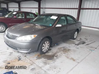 2006 Toyota Camry STD with VIN 4T1BE30K86U705252, listed as a IAAI auction lot 42223575 with 207,103 mi miles and . Bid and sale history available at DreamBid. Image 2.