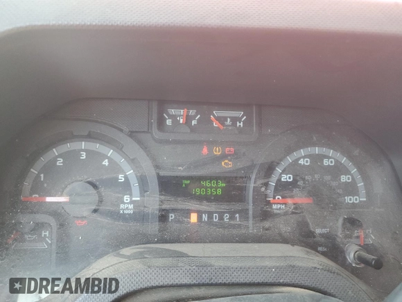 2011 Ford Econoline Cargo Commercial z VIN 1FTNE2EW8BDA87772, wystawiony jako Copart lot #56760605 z przebiegiem 190 358 mil mil oraz Szkoda całkowita • Salvage title. Historia ofert i sprzedaży dostępna na DreamBid. Obrazek 9.