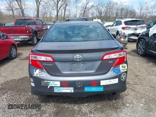 2014 Toyota Camry L with VIN 4T1BF1FK1EU370455, listed as a IAAI auction lot 41887561 with 203,798 mi miles. Bid and sale history available at carsss.com. Image 16.
