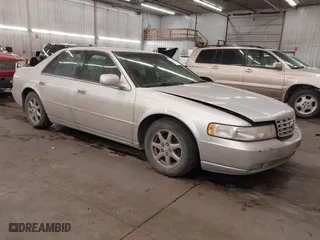 2003 Cadillac Seville Luxury SLS with VIN 1G6KS54Y93U200813, listed as a IAAI auction lot 41544661 with 159,550 mi miles. Bid and sale history available at carsss.com. Image 1.