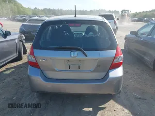2008 Honda Fit z VIN JHMGD38458S068675, wystawiony jako IAAI lot #42240978 z przebiegiem 117 092 mil mil oraz . Historia ofert i sprzedaży dostępna na DreamBid. Obrazek 17.