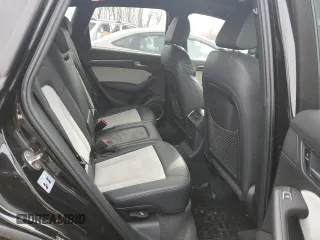 2016 Audi SQ5 Premium Plus with VIN WA1CCAFP0GA089002, listed as a Copart auction lot 43013245 with 195,529 mi miles and Salvage Title. Bid and sale history available at carsss.com. Image 10.
