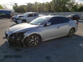 2021 Nissan Altima SV with VIN 1N4BL4DV5MN337369, listed as a Copart auction lot 55952585 with 106,881 mi miles and Salvage title. Bid and sale history available at DreamBid. Image 1.