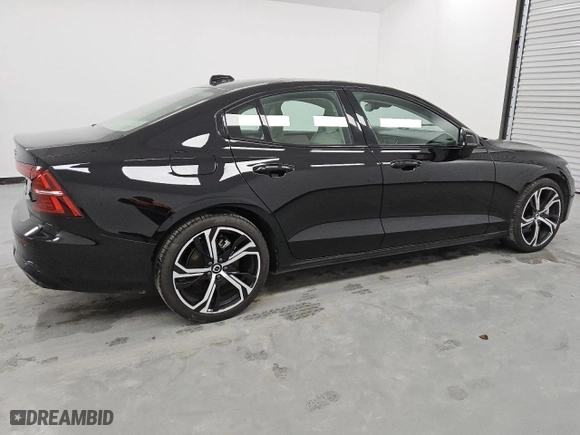 2024 Volvo S60 Plus Dark Theme with VIN 7JRL12TL6RG300000, listed as a Copart auction lot 86199814 with 11,286 mi miles and Clean Title. Bid and sale history available at carsss.com. Image 3.
