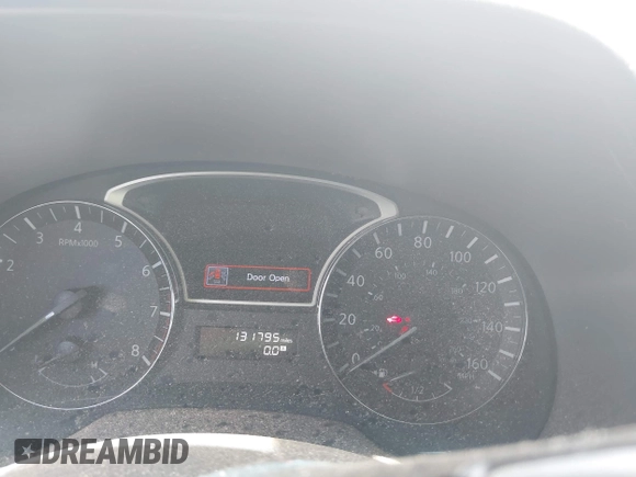 2013 Nissan Pathfinder SL z VIN 5N1AR2MM1DC616969, wystawiony jako IAAI lot #42344376 z przebiegiem 131 795 mil mil oraz . Historia ofert i sprzedaży dostępna na DreamBid. Obrazek 7.