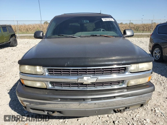 2002 Chevrolet Tahoe LT with VIN 1GNEK13Z32R130263, listed as a Copart auction lot 75677274 with 215,534 mi miles and Clean Title. Bid and sale history available at carsss.com. Image 5.