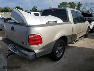 2001 Ford F-150 SuperCrew XLT with VIN 1FTRW07W11KB20234, listed as a Copart auction lot 74679364 with 0 mi miles and Non Repairable. Bid and sale history available at carsss.com. Image 3.