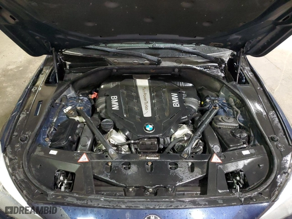 2012 BMW 5 Series Gran Turismo 550i xDrive with VIN WBASP4C52CC899883, listed as a Copart auction lot 81259414 with 98,142 mi miles and Clean Title. Bid and sale history available at carsss.com. Image 11.