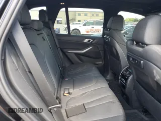 2021 BMW X5 sDrive40i z VIN 5UXCR4C07M9D91723, wystawiony jako Copart lot #54244835 z przebiegiem 113 128 mil mil oraz Szkoda całkowita • Salvage title. Historia ofert i sprzedaży dostępna na DreamBid. Obrazek 11.