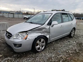 2007 Kia Rondo LX with VIN KNAFG526X77057535, listed as a Copart auction lot 86525854 with 226,047 mi miles and Non Repairable. Bid and sale history available at carsss.com. Image 1.