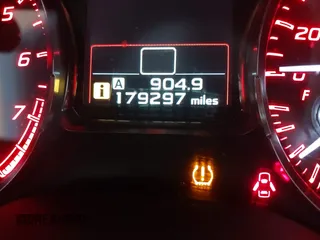2016 Subaru WRX Premium z VIN JF1VA1E66G9801095, wystawiony jako IAAI lot #41190023 z przebiegiem 179 297 mil mil oraz . Historia ofert i sprzedaży dostępna na DreamBid. Obrazek 16.