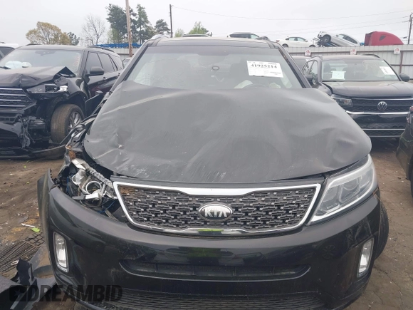 2014 Kia Sorento SX with VIN 5XYKW4A7XEG499188, listed as a IAAI auction lot 41925214 with 1 mi miles. Bid and sale history available at carsss.com. Image 12.
