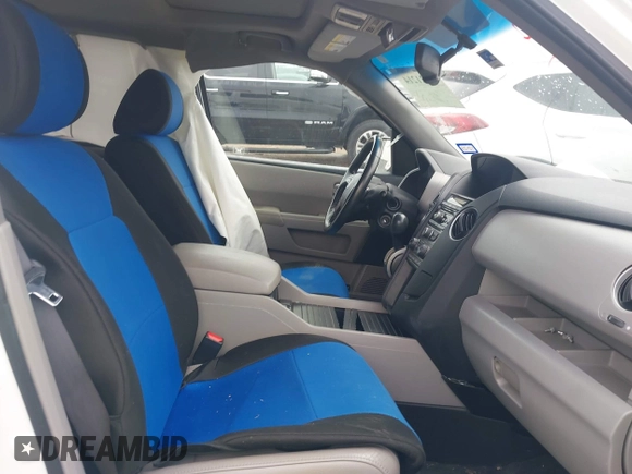 2012 Honda Pilot EX-L with VIN 5FNYF3H51CB012098, listed as a IAAI auction lot 41521214 with 157,701 mi miles. Bid and sale history available at carsss.com. Image 5.